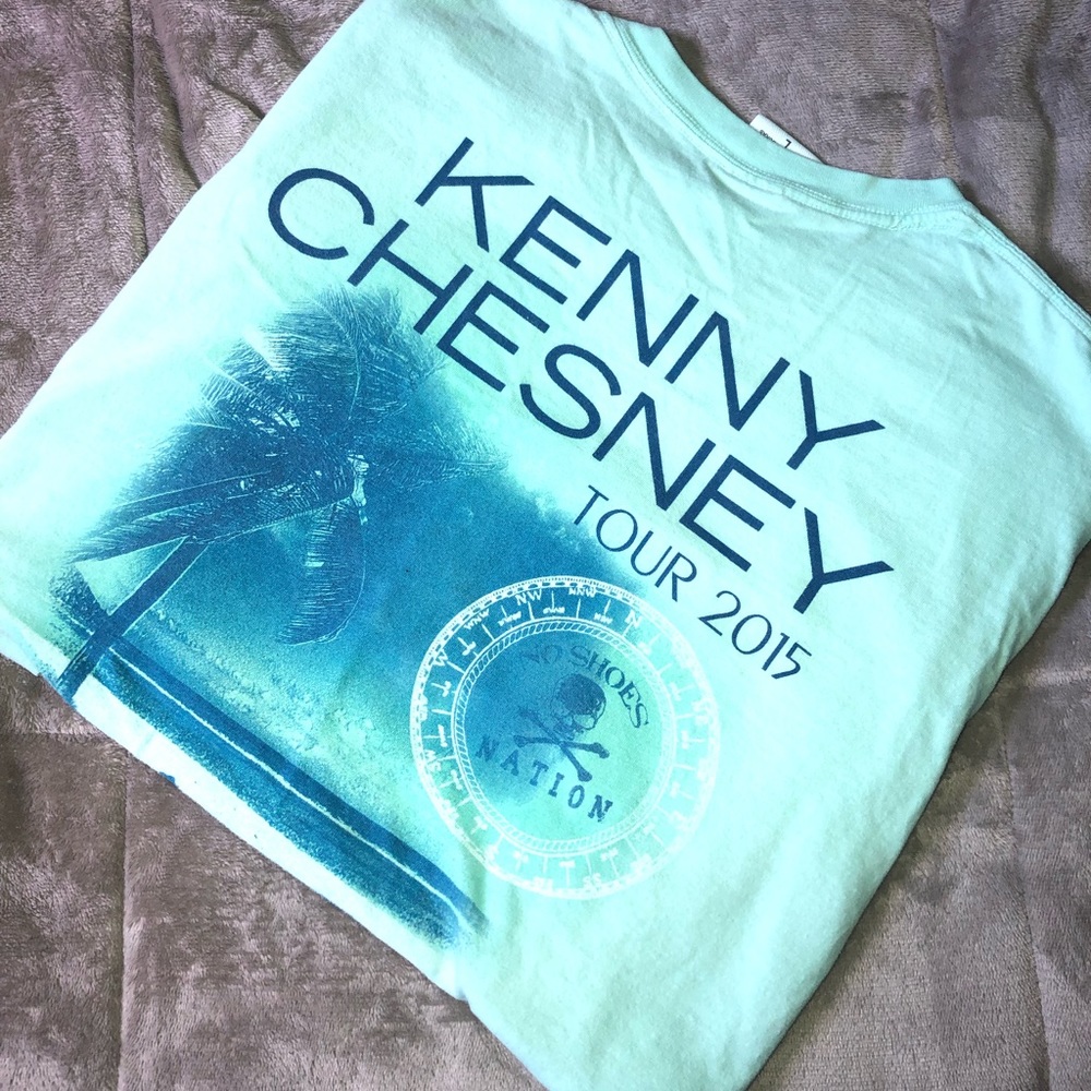Kenny Chesney Concert T-shirt